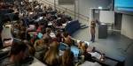 Auditorium med studenter på forelesning