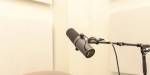 Mikrofon i podkaststudioet