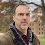 Portrettbilde av professor Robert Cimera