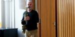 Bendik Hofseth spelar saxofon.