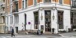 A little café on the corner of an old and well-restored building. Photo: Benjamin A. Ward