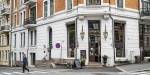 A little café on the corner of an old and well-restored building. Photo: Benjamin A. Ward